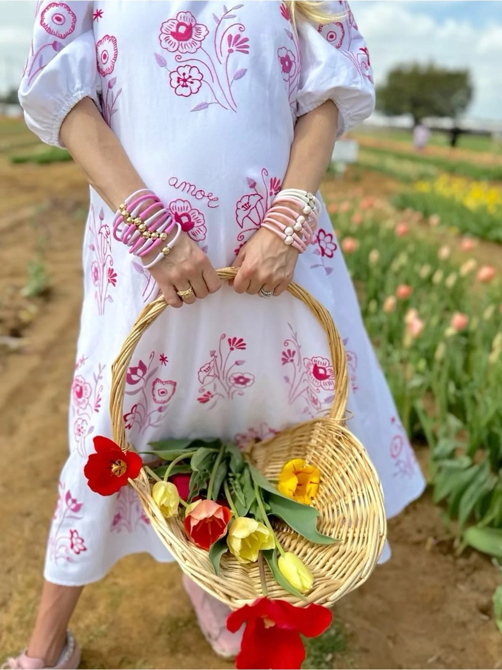 Mi Golondrina Hand-embroidered Pink and White Floral Midi Dress Size Medium